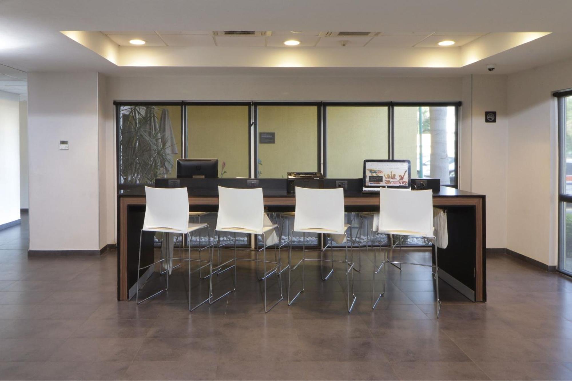 City Express By Marriott Ciudad Victoria Εξωτερικό φωτογραφία
